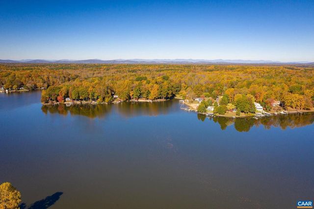341 POPLAR DR, Louisa, VA 23093