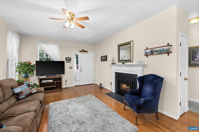 341 POPLAR DR, Louisa, VA 23093