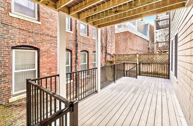 12 Prospect St 1, Boston, MA 02129