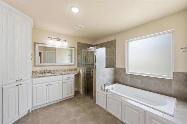 2947 Muirfield Avenue, Grand Prairie, TX 75104