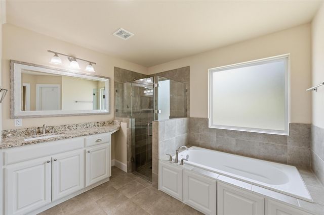2947 Muirfield Avenue, Grand Prairie, TX 75104