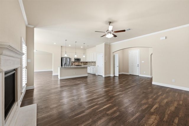 2947 Muirfield Avenue, Grand Prairie, TX 75104