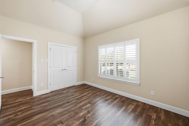 2947 Muirfield Avenue, Grand Prairie, TX 75104