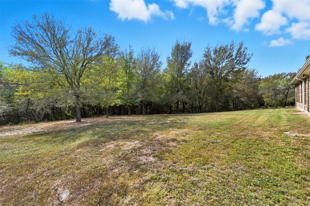 2947 Muirfield Avenue, Grand Prairie, TX 75104