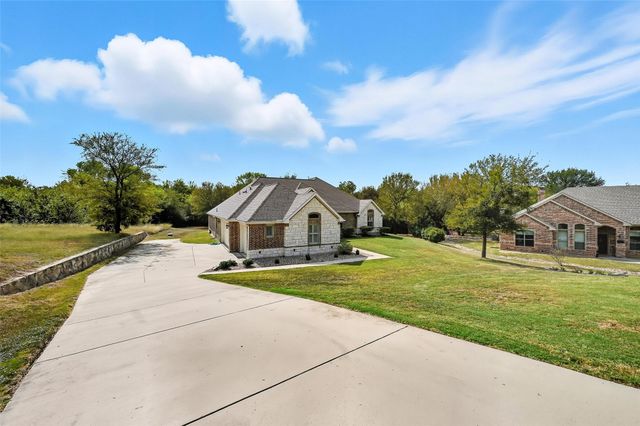 2947 Muirfield Avenue, Grand Prairie, TX 75104