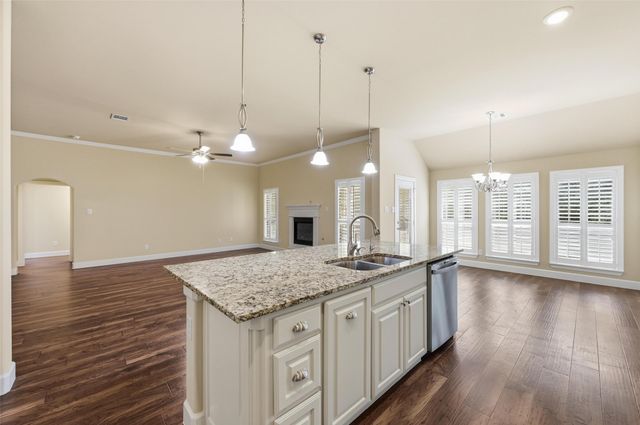2947 Muirfield Avenue, Grand Prairie, TX 75104