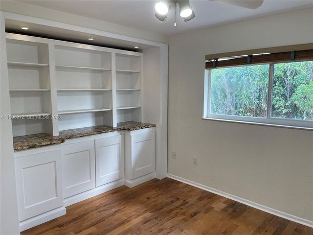 7940 SW 173rd Ter, Palmetto Bay, FL 33157