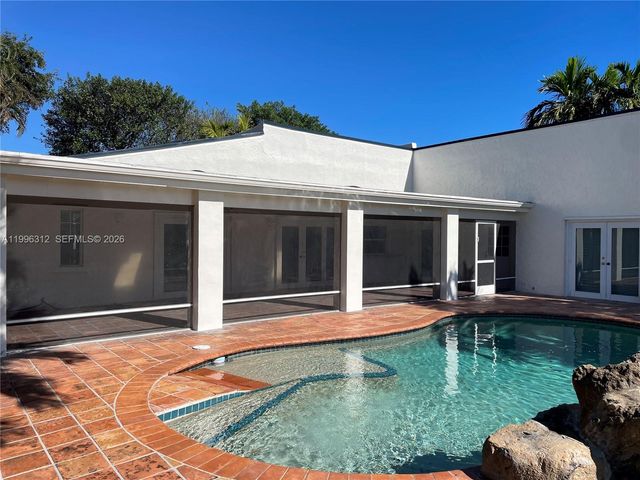 7940 SW 173rd Ter, Palmetto Bay, FL 33157