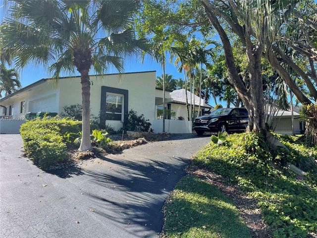 7940 SW 173rd Ter, Palmetto Bay, FL 33157