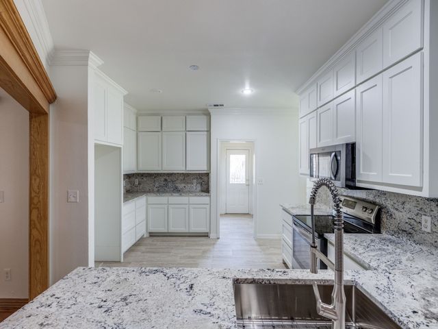 364 Parker Road, Van Alstyne, TX 75495