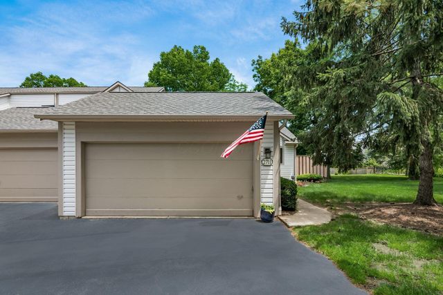 2711 Woodland Trail Drive, Columbus, OH 43231