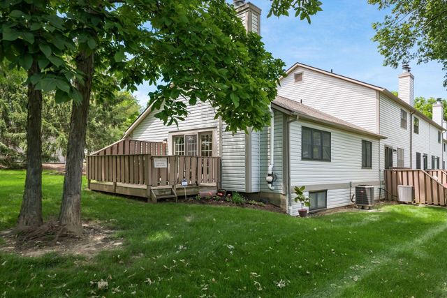 2711 Woodland Trail Drive, Columbus, OH 43231