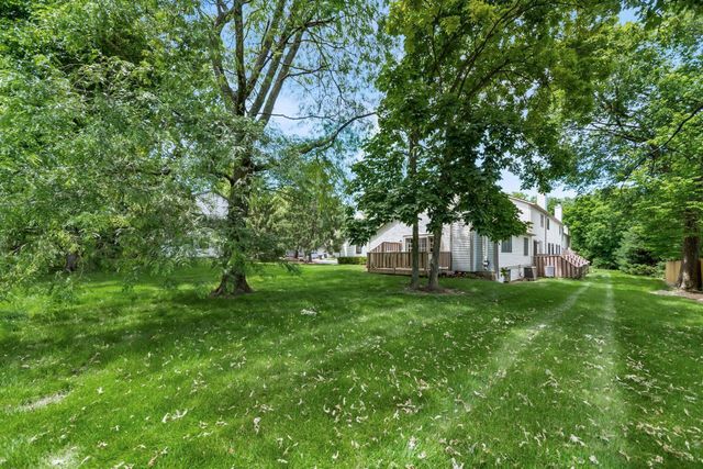 2711 Woodland Trail Drive, Columbus, OH 43231