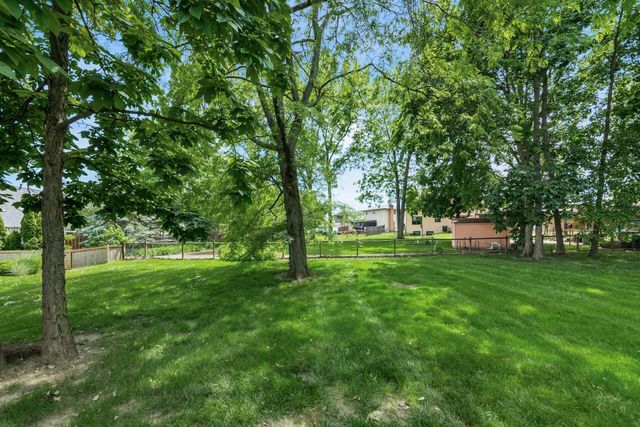 2711 Woodland Trail Drive, Columbus, OH 43231