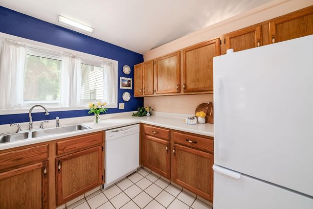2711 Woodland Trail Drive, Columbus, OH 43231