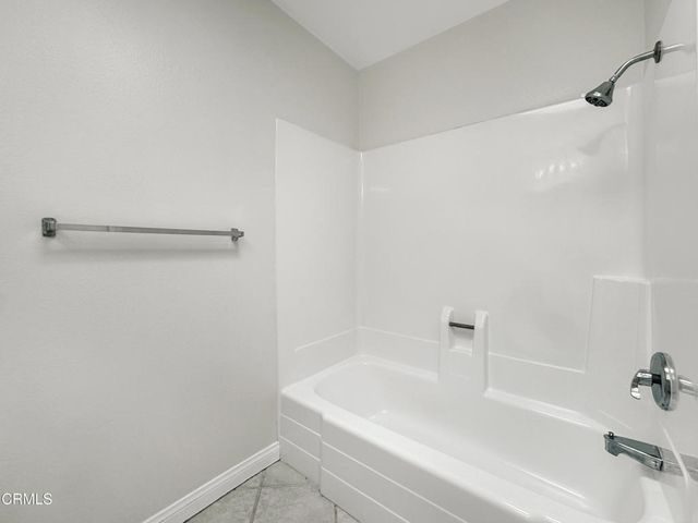 3200 Fairesta Street 16, La Crescenta, CA 91214