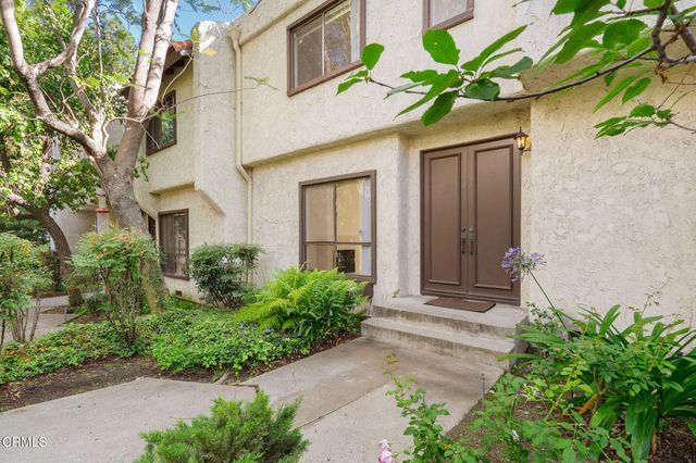 3200 Fairesta Street 16, La Crescenta, CA 91214