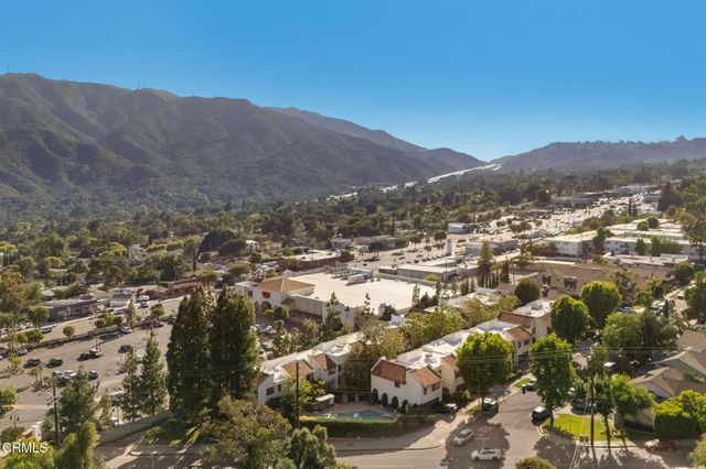 3200 Fairesta Street 16, La Crescenta, CA 91214