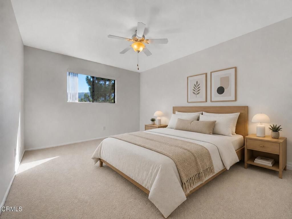 Image 26 of property listing at 3200 Fairesta Street 16, Glendale, CA 91214