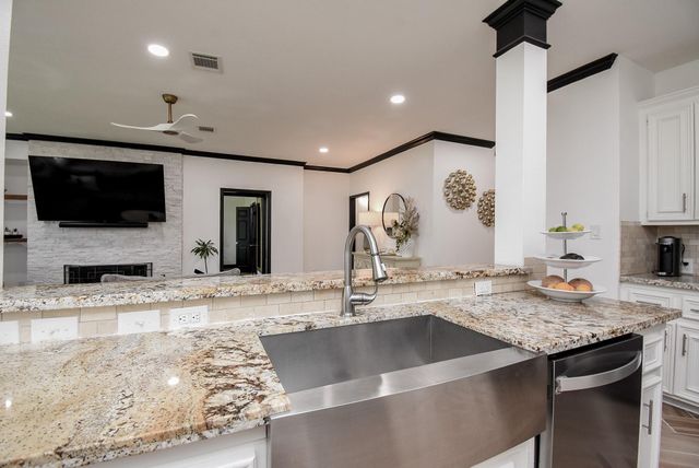 2115 Thistlerock Lane, Sugar Land, TX 77479