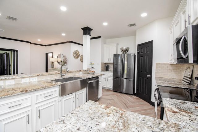2115 Thistlerock Lane, Sugar Land, TX 77479