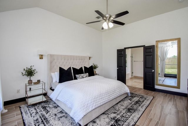 2115 Thistlerock Lane, Sugar Land, TX 77479