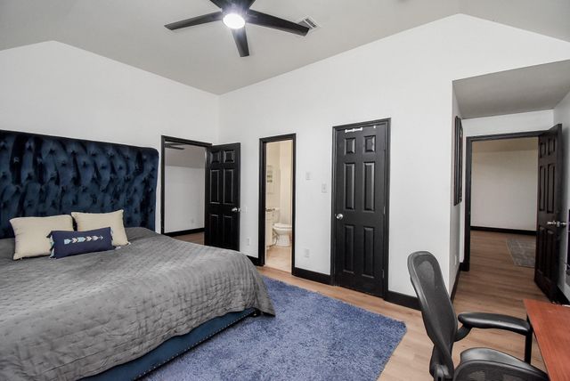 2115 Thistlerock Lane, Sugar Land, TX 77479
