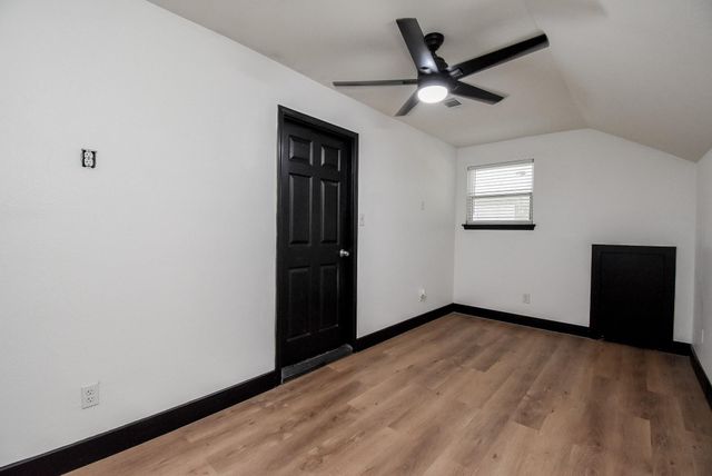 2115 Thistlerock Lane, Sugar Land, TX 77479