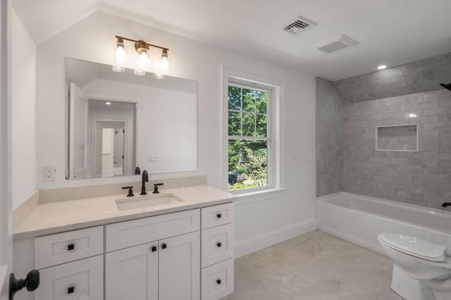 92 Pond Street, Natick, MA 01760
