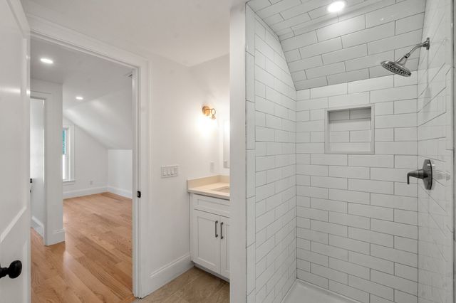 92 Pond Street, Natick, MA 01760