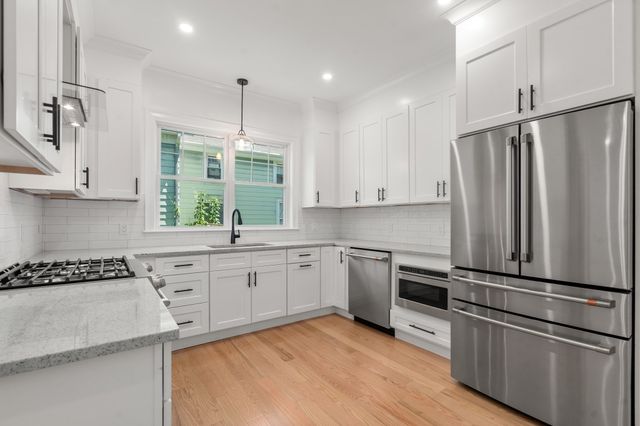 92 Pond Street, Natick, MA 01760