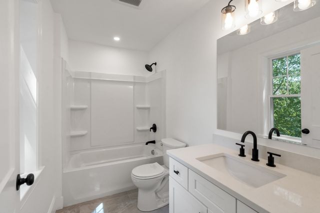 92 Pond Street, Natick, MA 01760