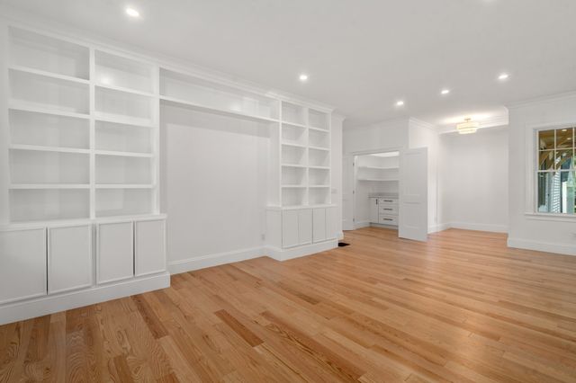 92 Pond Street, Natick, MA 01760