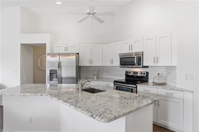 3850 Groton CT, Naples, FL 34112