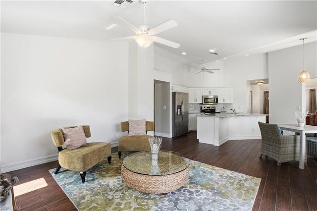 3850 Groton CT, Naples, FL 34112