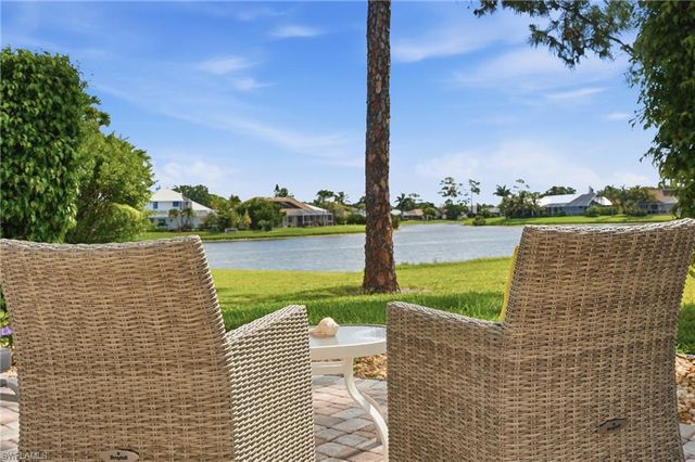 3850 Groton CT, Naples, FL 34112