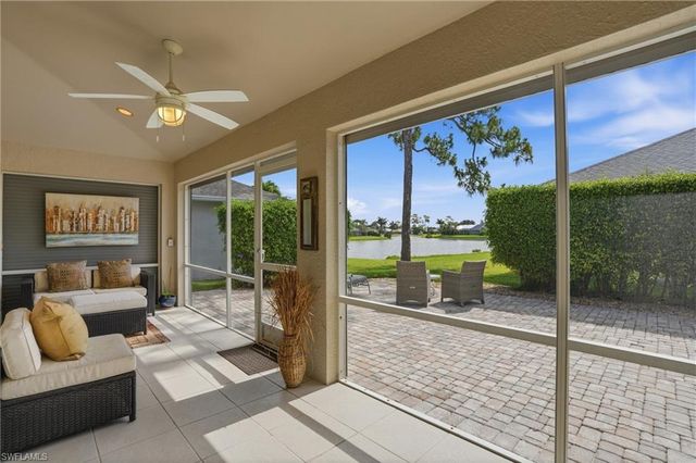 3850 Groton CT, Naples, FL 34112