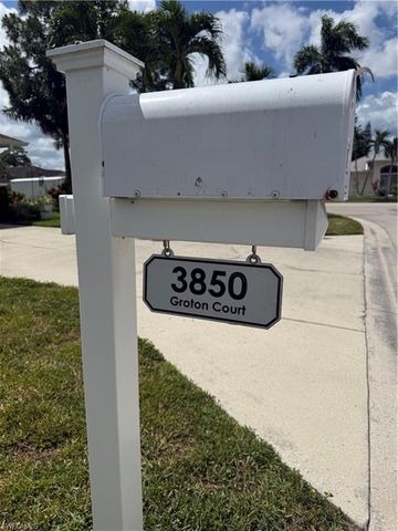 3850 Groton CT, Naples, FL 34112