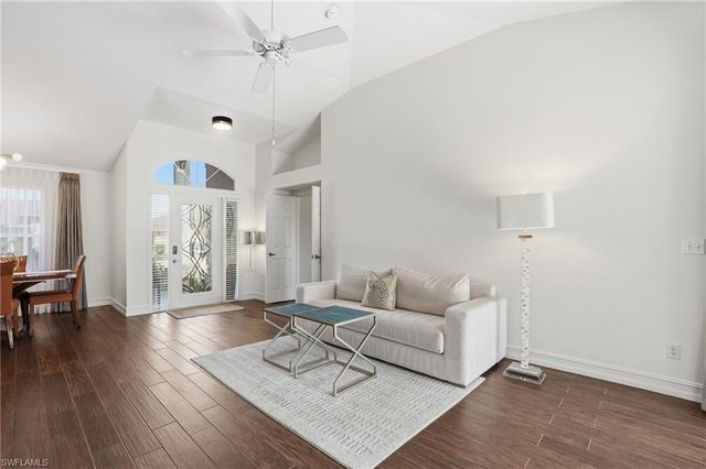 3850 Groton CT, Naples, FL 34112