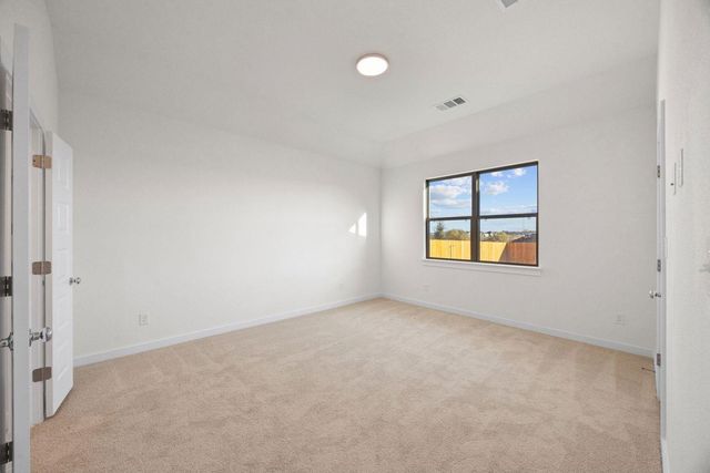 103 Mandeville DR, Hutto, TX 78634