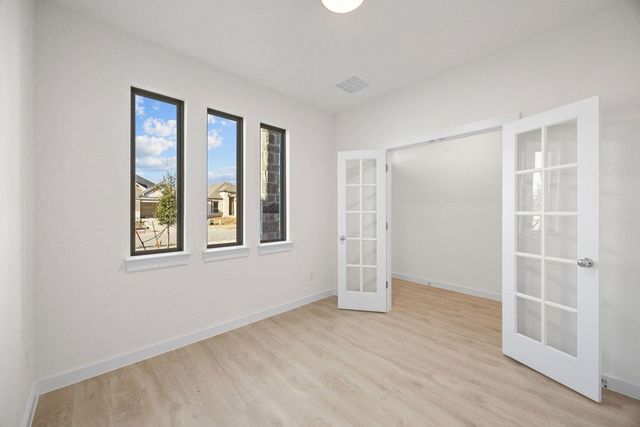 103 Mandeville DR, Hutto, TX 78634