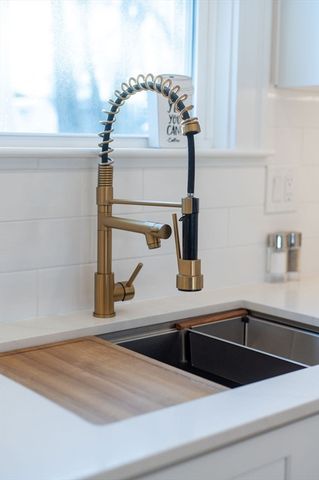 30 Burdett Road, Lynn, MA 01904