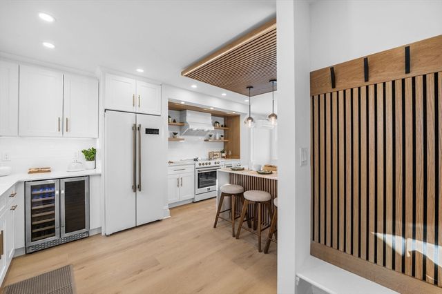 30 Burdett Road, Lynn, MA 01904