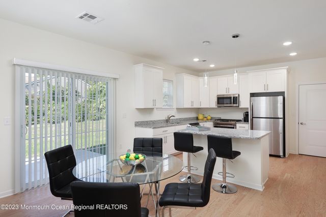 407 Third Avenue, Toms River, NJ 08757