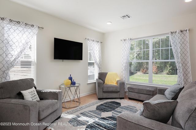407 Third Avenue, Toms River, NJ 08757