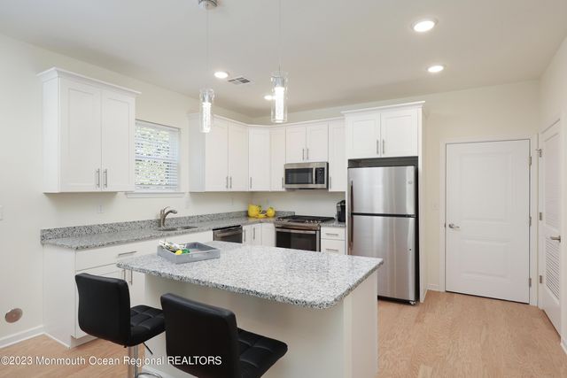 407 Third Avenue, Toms River, NJ 08757