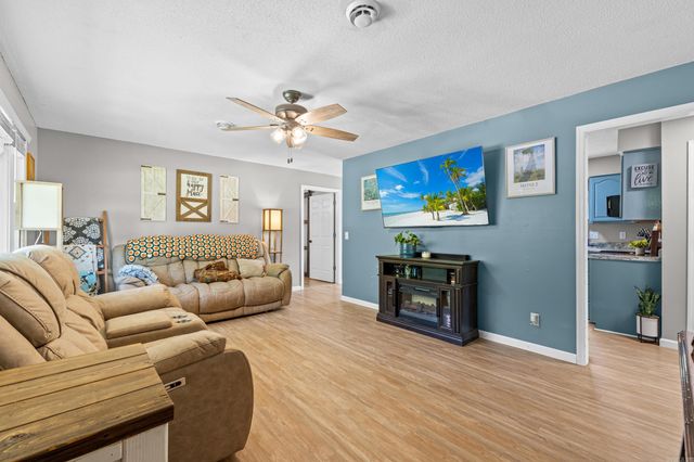 1123 Ridgecrest, Mountain Home, AR 72653