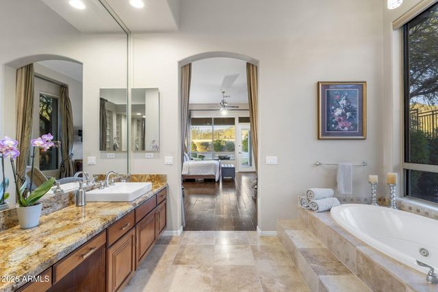 11464 E WINCHCOMB Drive, Scottsdale, AZ 85255