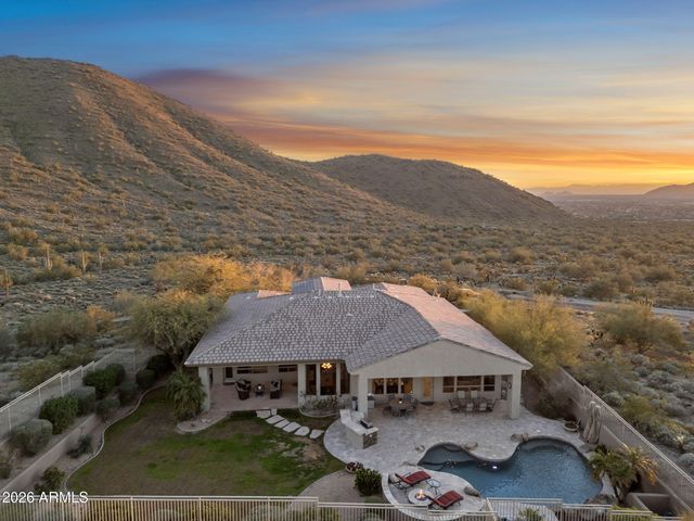 11464 E WINCHCOMB Drive, Scottsdale, AZ 85255