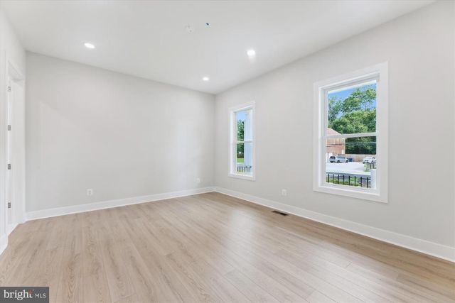 2808 BOSWELL AVE, Alexandria, VA 22306